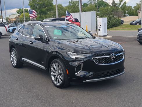 Used 2023 Buick Envision Avenir AWD/4WD image 2