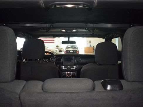 Used 2020 Jeep Wrangler Unlimited Sport AWD/4WD image 21