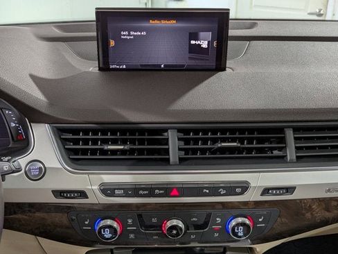 Used 2019 Audi Q7 2.0T Premium w/ Cold Weather Package image 43