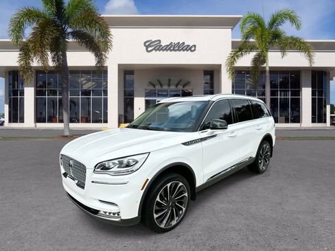 Used 2021 Lincoln Aviator Reserve w/ Equipment Group 202A AWD/4WD image 1