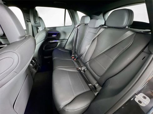 Certified 2025 Mercedes-Benz GLC 300 4MATIC image 20