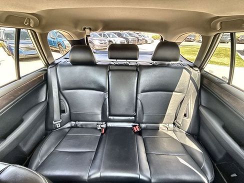 Used 2017 Subaru Outback 2.5i Limited AWD/4WD image 22
