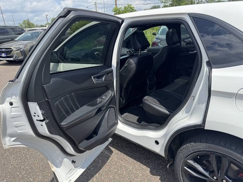 Certified 2022 Ford Edge ST w/ Equipment Group 401A AWD/4WD image 25