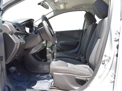 Used 2020 Chevrolet Spark LS FWD image 10