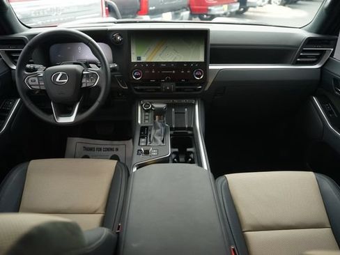 Used 2025 Lexus GX 550 AWD/4WD image 21