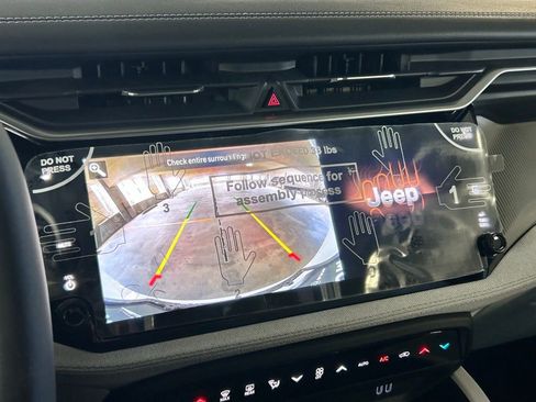 New 2026 Jeep Cherokee Laredo AWD/4WD image 21