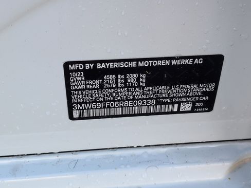 Certified 2024 BMW 330i Sedan w/ M Sport Package image 35