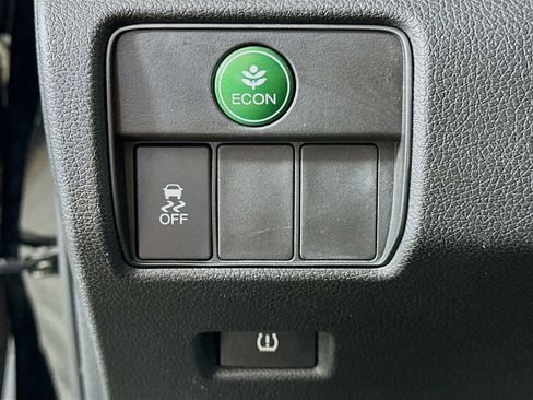 Used 2016 Honda Accord Sport image 16