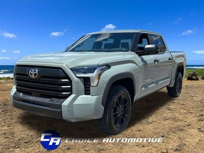 Used 2026 Toyota Tundra SR5 w/ SR5 Convenience Package