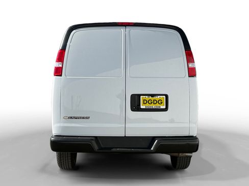 Used 2023 Chevrolet Express 2500 Extended w/ Driver Convenience Package image 4