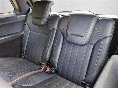 Used 2019 Mercedes-Benz GLS 450 4MATIC image 19