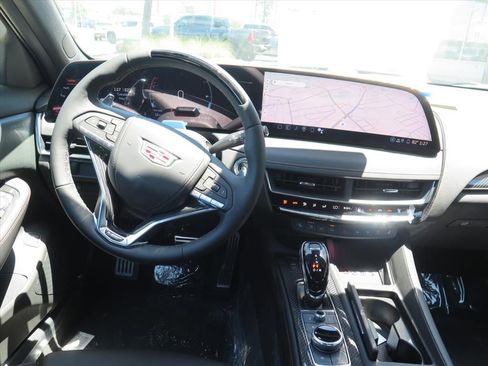 New 2026 Cadillac CT5 V RWD image 23