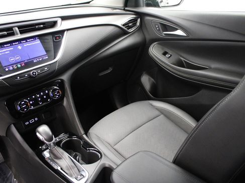 Used 2023 Buick Encore GX Select w/ Sport Touring Package image 23