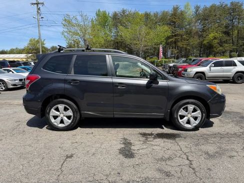Used 2014 Subaru Forester 2.5i Limited image 6