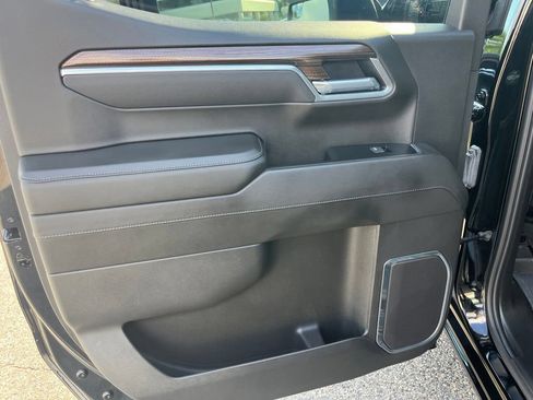 Used 2025 Chevrolet Silverado 1500 RST AWD/4WD image 49
