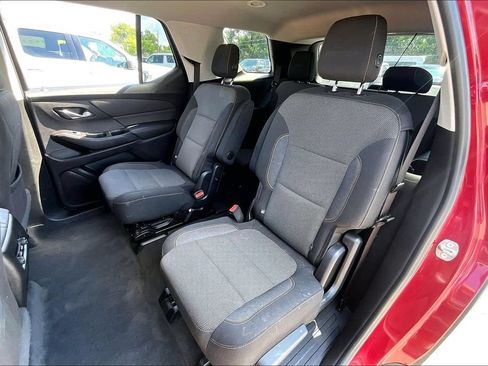 Used 2018 Chevrolet Traverse LT FWD image 6