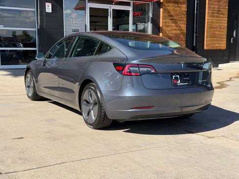 Used 2020 Tesla Model 3 Long Range AWD/4WD image 16