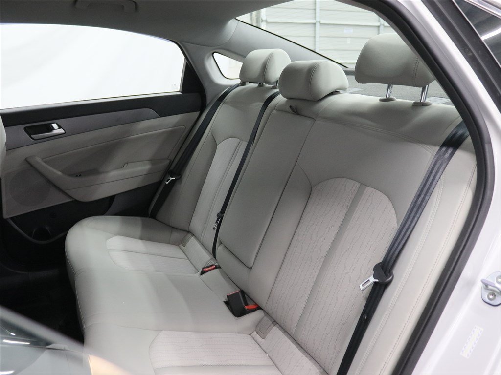 Used 2016 Hyundai Sonata SE FWD image 15