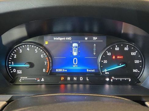 Used 2023 Ford Explorer XLT w/ Equipment Group 202A AWD/4WD image 10