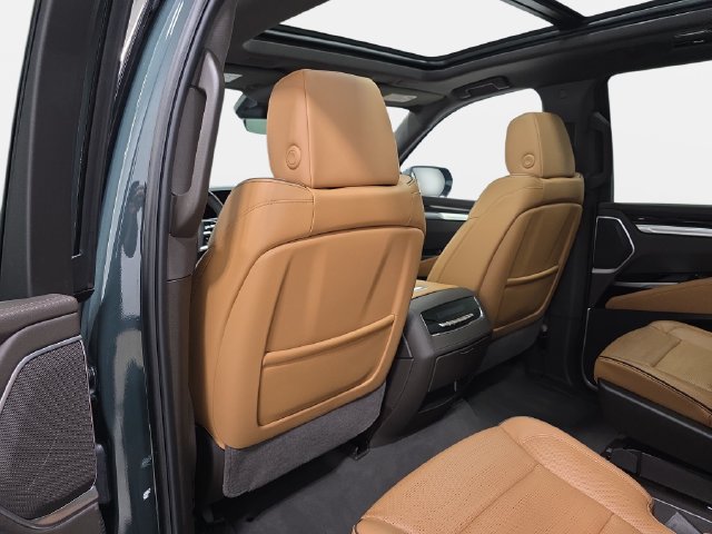 Used 2026 Cadillac Escalade Luxury w/ Touring Package AWD/4WD image 12
