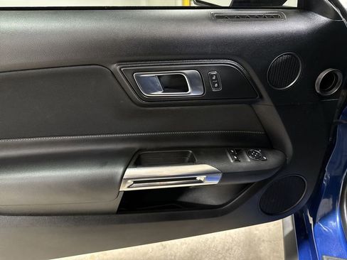 Used 2023 Ford Mustang Coupe w/ Equipment Group 101A RWD image 20