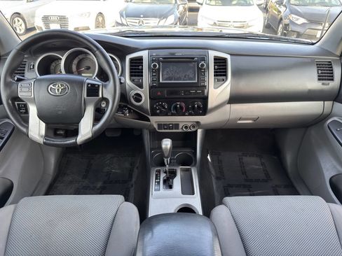 Used 2013 Toyota Tacoma 4x4 Double Cab w/ TRD Off-Road Pkg image 12