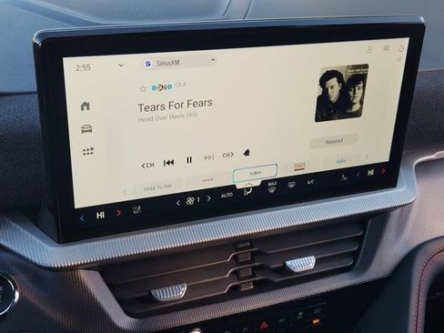 Used 2025 Ford Explorer ST image 5