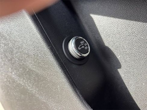 Used 2019 Cadillac XT5 Premium Luxury image 25