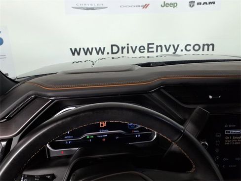 Used 2024 GMC Sierra 2500 AT4 w/ AT4 Premium Plus Package image 24