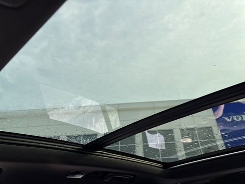 New 2026 Volvo XC90 B6 Plus w/ Protection Package Premier AWD/4WD image 30