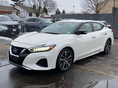 Used 2023 Nissan Maxima SV w/ Floor Mat Group