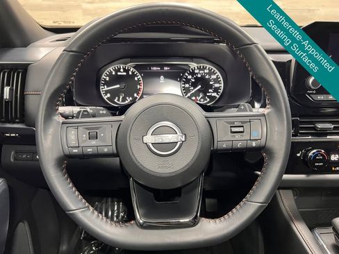 Used 2025 Nissan Pathfinder Rock Creek image 9