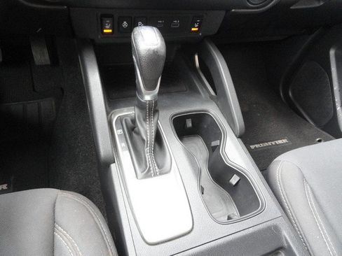 Used 2022 Nissan Frontier SV image 25