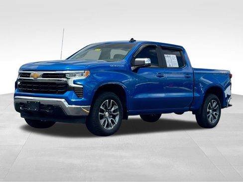 Used 2024 Chevrolet Silverado 1500 LT w/ True North Edition Plus AWD/4WD image 3