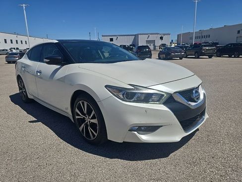 Used 2017 Nissan Maxima 3.5 SL FWD image 2