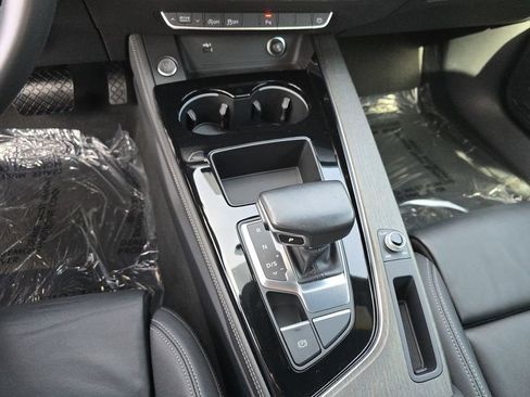 Used 2022 Audi A5 2.0T Premium Plus w/ Premium Plus image 32