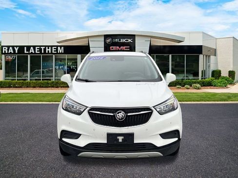 Certified 2022 Buick Encore Preferred w/ Safety Package II image 8