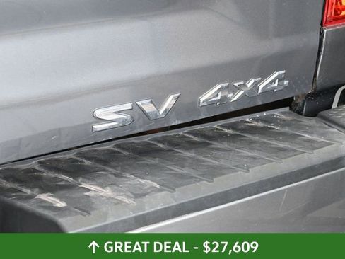 Used 2021 Nissan Titan SV w/ SV Convenience Package image 15