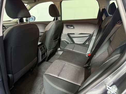 Certified 2023 Nissan Rogue SV image 35