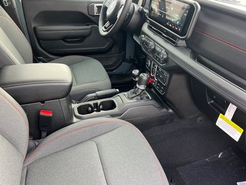 New 2026 Jeep Wrangler Unlimited Rubicon w/ Safety Group image 16