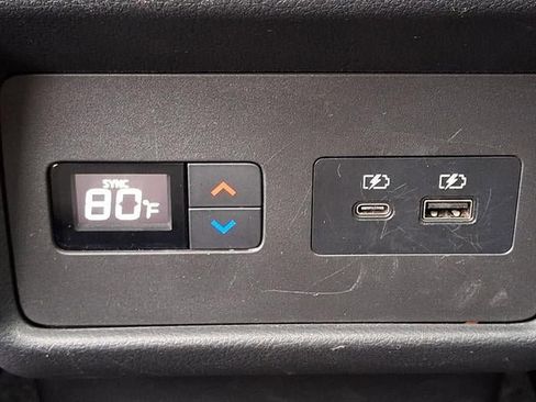 Used 2021 Nissan Rogue SL w/ Premium Package image 11