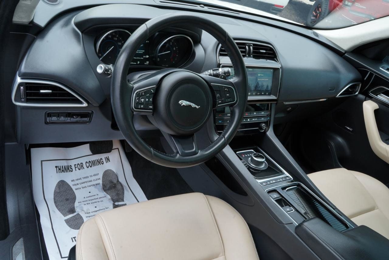 Used 2020 Jaguar F-PACE Premium AWD/4WD image 24