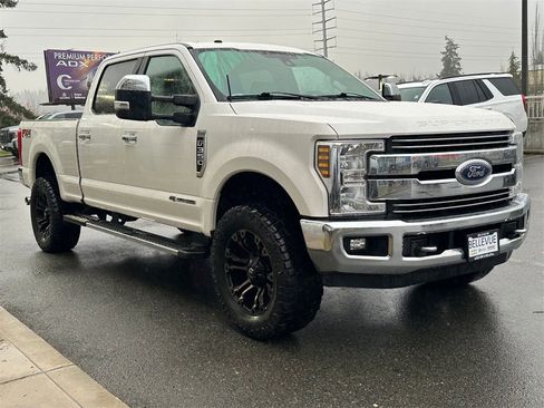 Used 2018 Ford F350 Lariat w/ Lariat Ultimate Package image 7