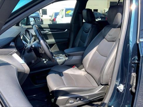 Used 2024 Cadillac XT6 Premium Luxury AWD/4WD image 25