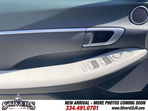 Used 2023 Hyundai Sonata SE FWD image 49