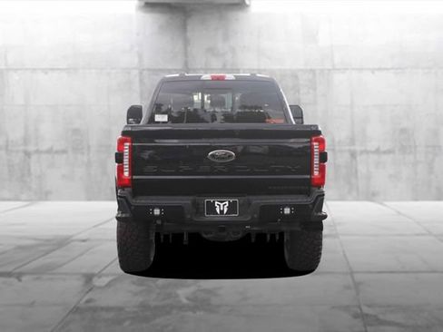 New 2026 Ford F250 Lariat w/ Black Appearance Package AWD/4WD image 8