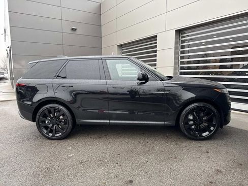 New 2026 Land Rover Range Rover Sport SE image 8
