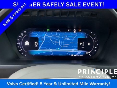 Certified 2023 Volvo XC90 B5 Core w/ Protection Package Premier AWD/4WD image 18