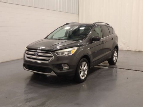 Used 2018 Ford Escape SE AWD/4WD image 7