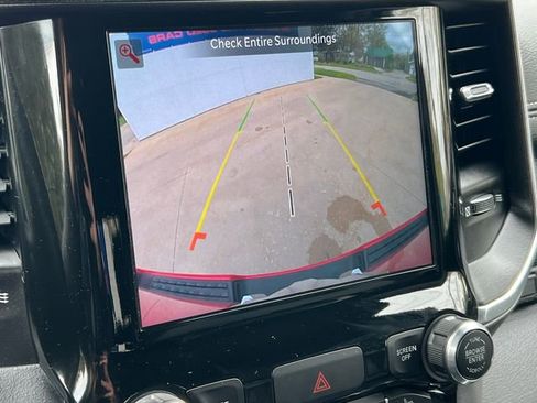 Used 2022 RAM 1500 Laramie AWD/4WD image 26